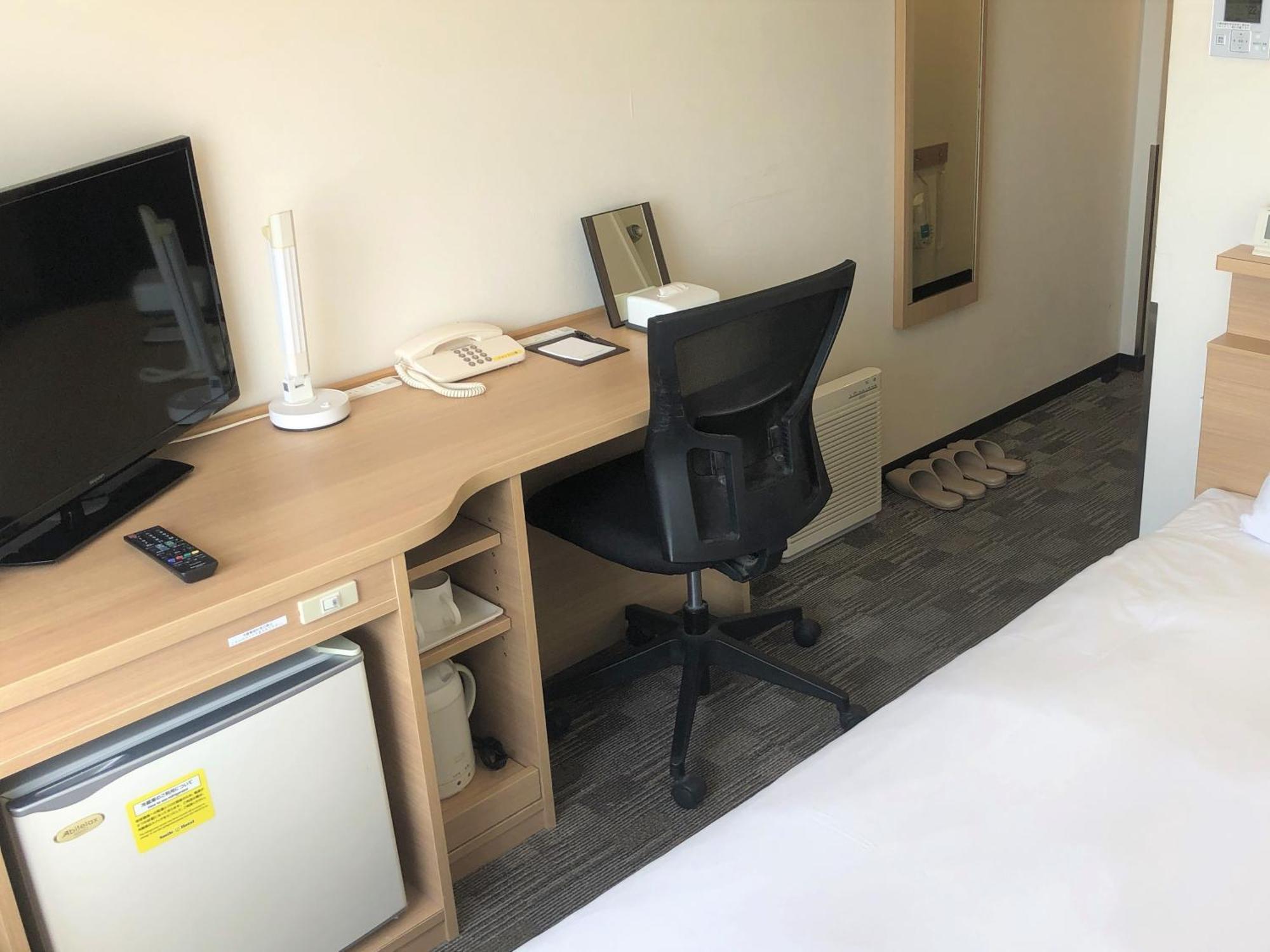 Smile Hotel Kumagaya Rum bild