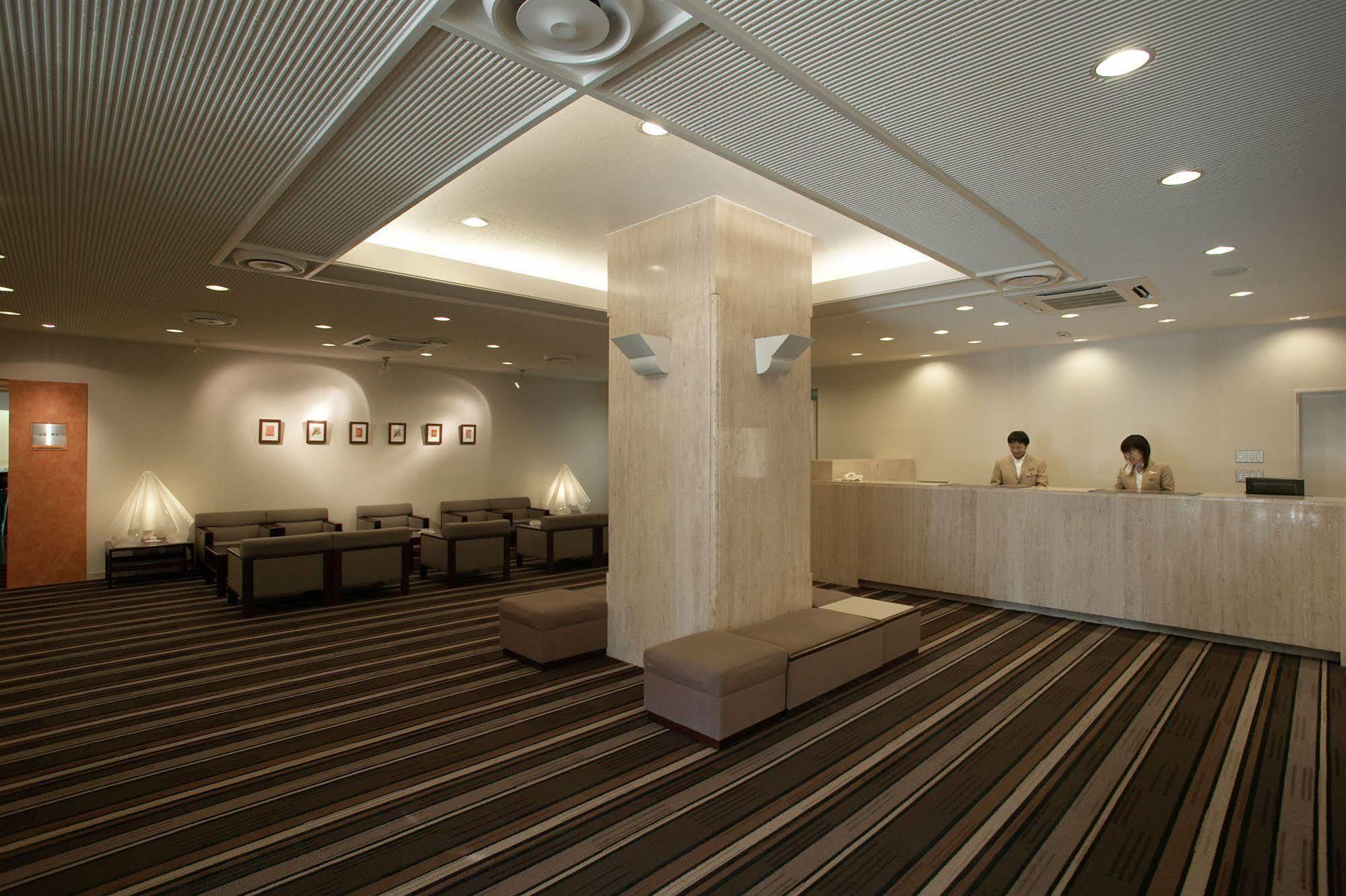 Smile Hotel Kumagaya Exteriör bild